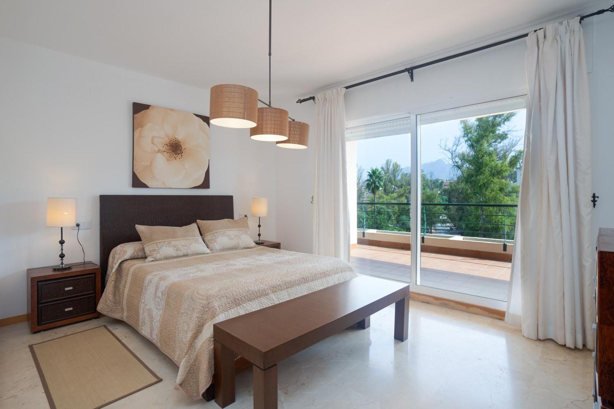 Apartment Guadalmina Alta *